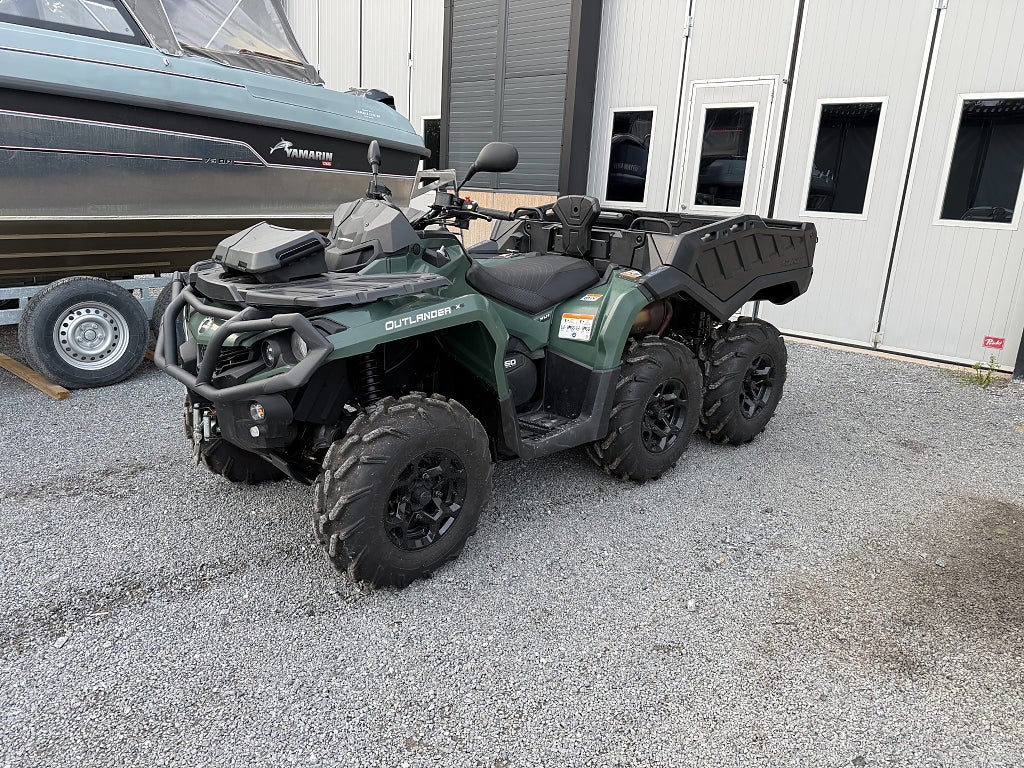 Can-Am Outlander 650 6X6 XU+ Momsad "Endast 103mil"