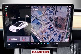 Sedan Tesla Model 3 18 av 27