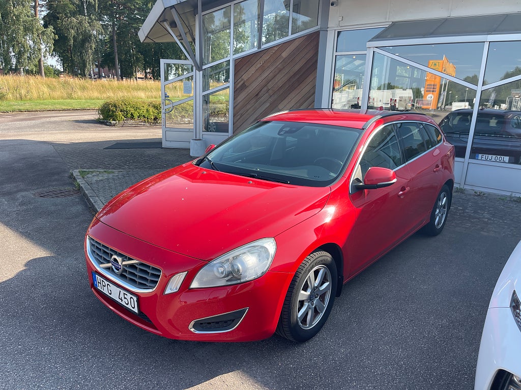 Volvo V60 D3 Momentum Euro 5