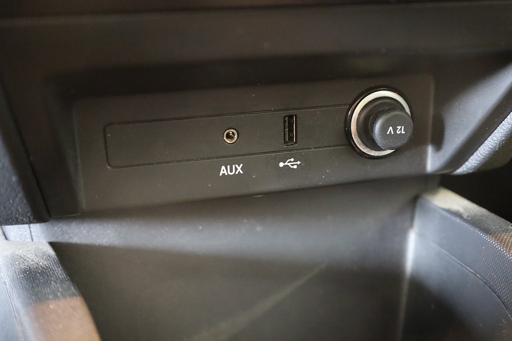 Skoda Fabia 1.2 TSI Style M-Värme CarPlay PDC Blåtand 2017