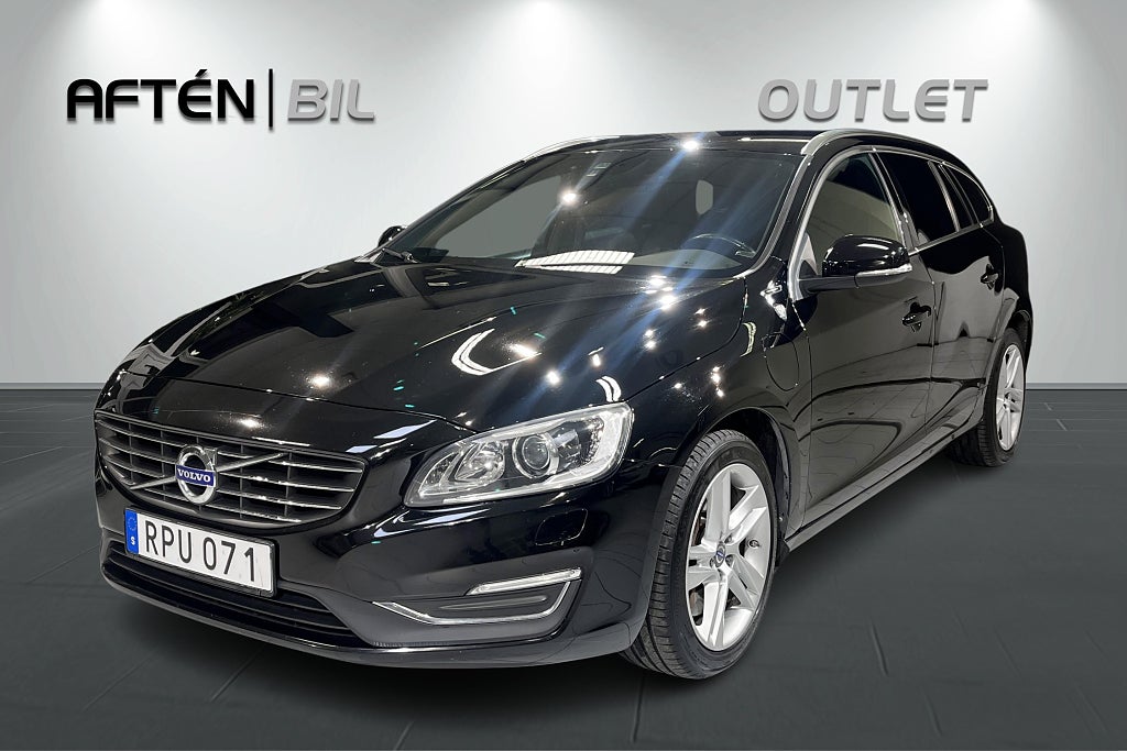 Volvo V60 D5 Plug-in Hybrid AWD Summum|P-värm|Drag|