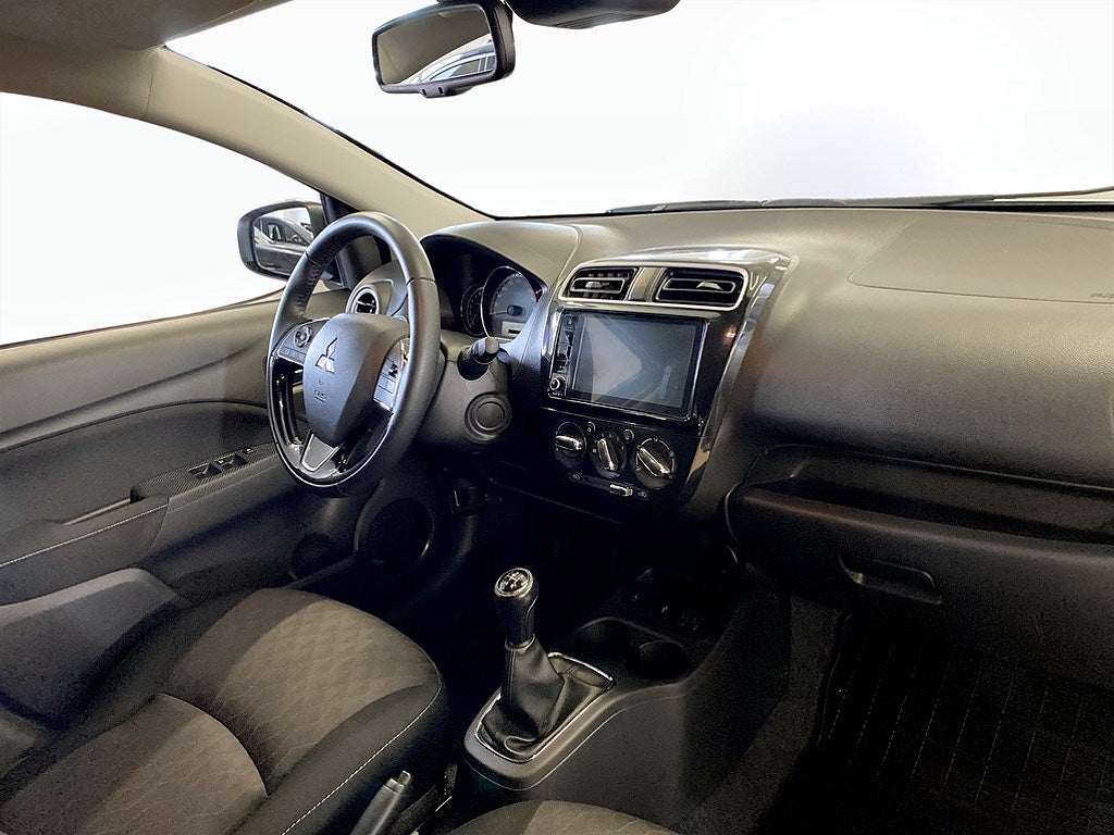 Bild på Mitsubishi Space Star 1.2 71hk - CARPLAY, FARTHÅLLARE