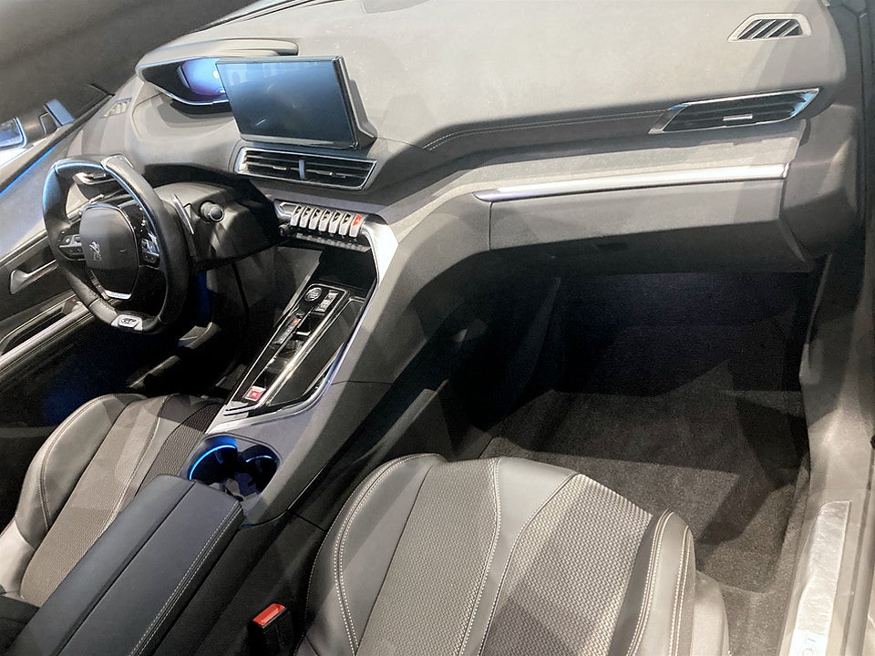 Bild på Peugeot 3008 GT 1.2 PT 130 Aut BACKKAMERA CARPLAY