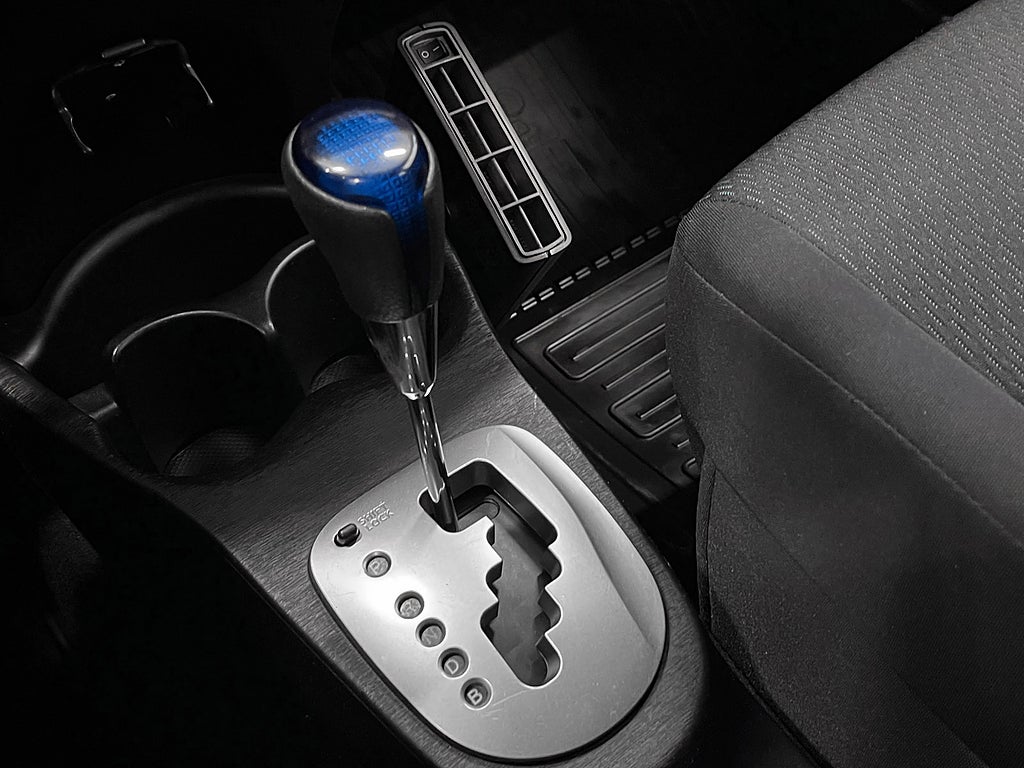 Toyota Yaris 2013 - miniatyr 18