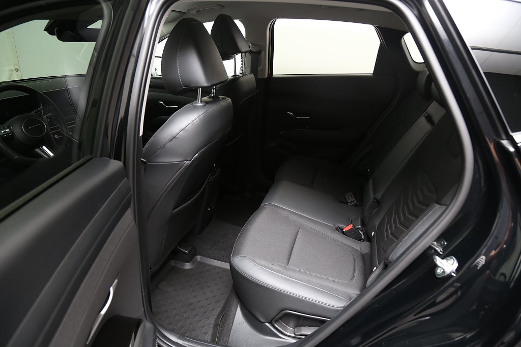 Hyundai Tucson 1.6 T-GDI DCT Essential | Moms 2025