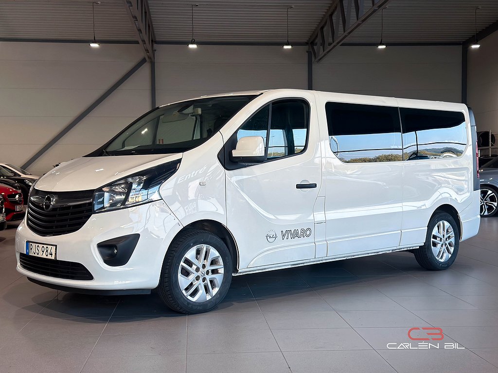 Opel Vivaro Kombi 2.9t L2 9sits Backkamera Drag Värmare