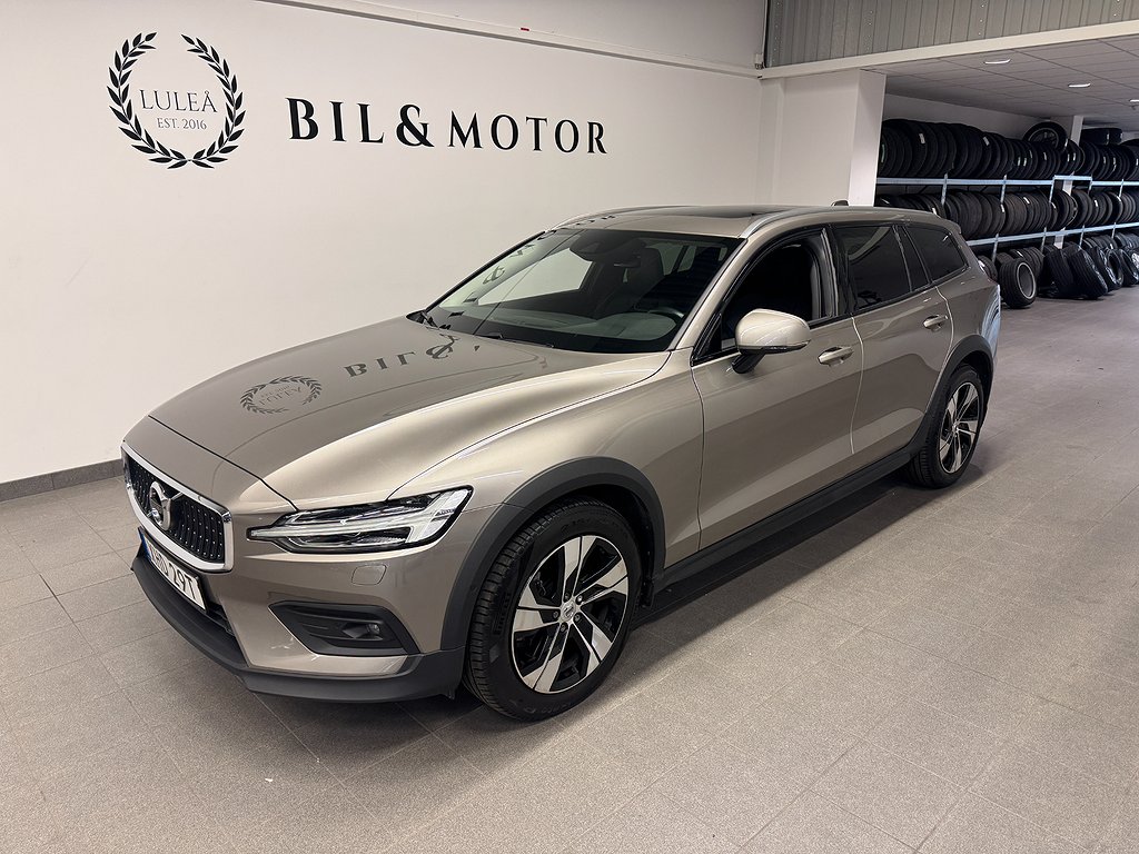 Volvo V60 Cross Country D4 AWD Kamera | SoV | Skinn | Drag