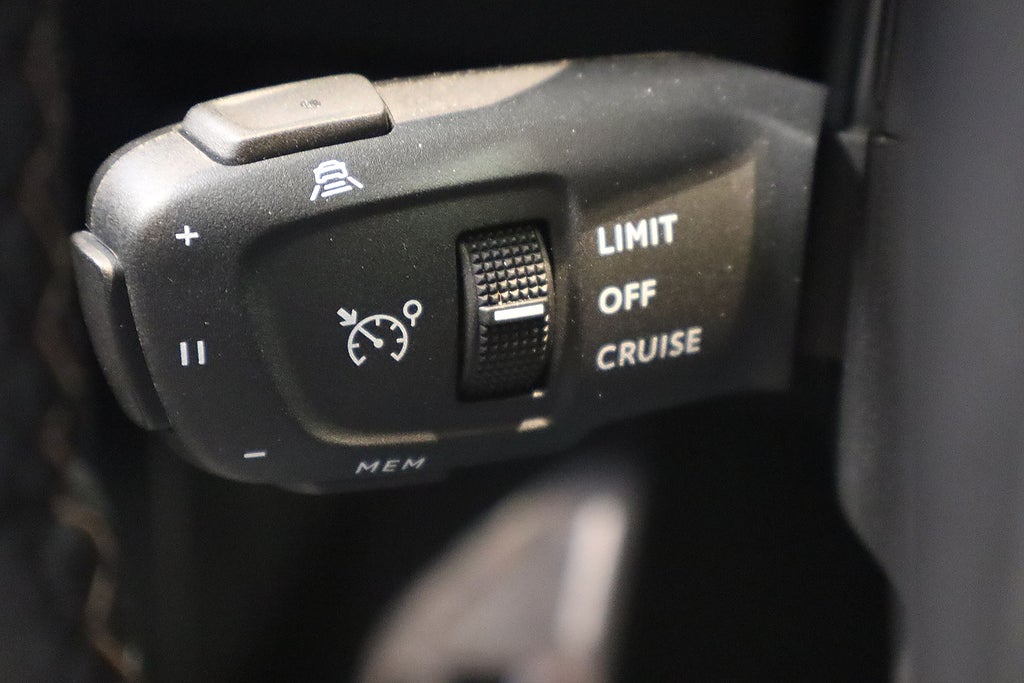 Bild på Peugeot 3008 GT 1.2 PT 130hk Aut - B-KAMERA, CARPLAY