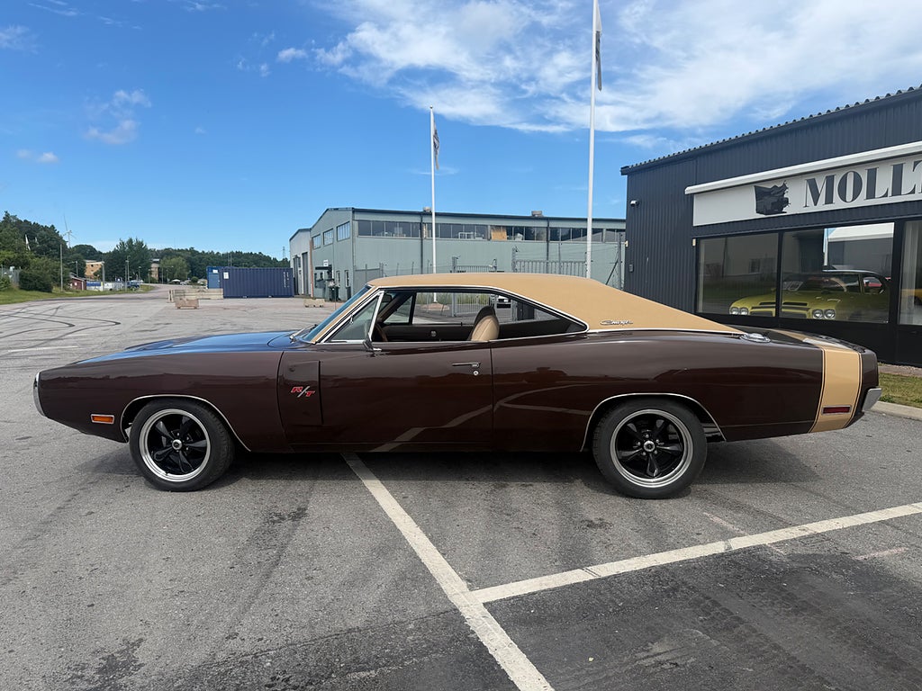Dodge Charger 500 V8