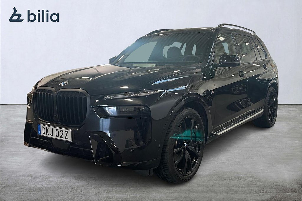 BMW X7 xDrive40d | M Sport Pro | Exclusiv | Värmare | Soft-Clo