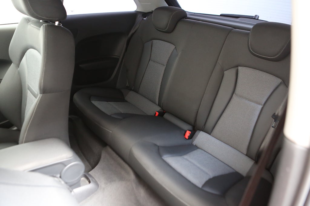 Audi A1 1,4 TFSI 122hk S Tronic Nybesiktad 2011