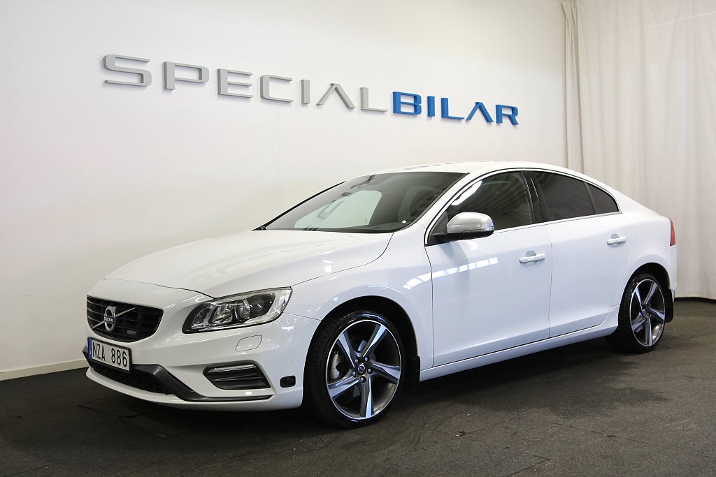 Volvo S60 T4 R-Design Backkamera 180hk