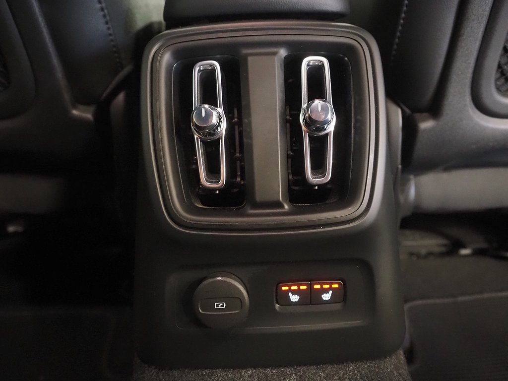 Volvo XC40 Recharge T4 DCT R-Design Euro 6 2021