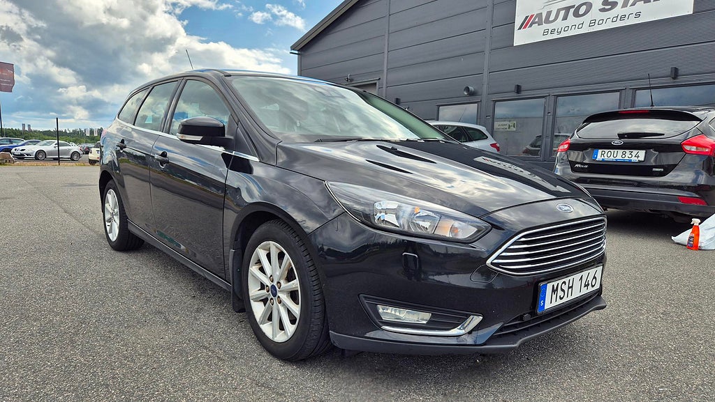Ford Focus Kombi 1.0 EcoBoost Titanium EU6 Ny-bes/kamrem