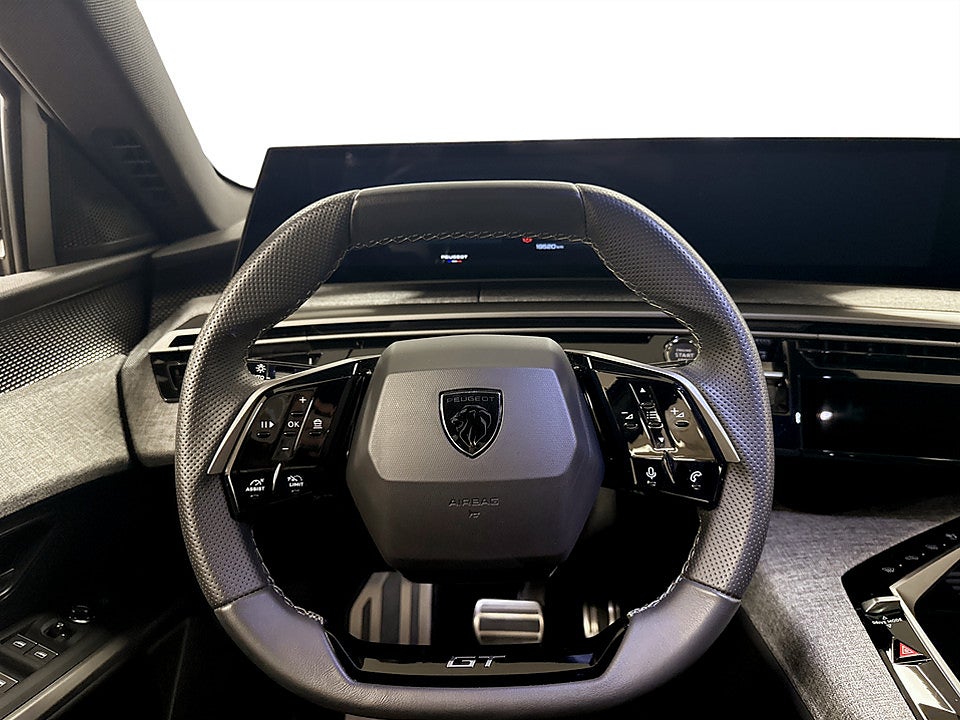 Bild på Peugeot 3008 GT Hybrid 145hk Aut B-KAMERA CARPLAY