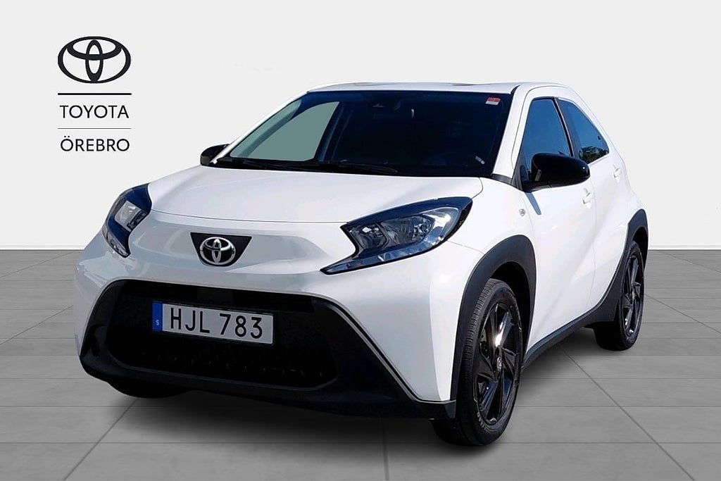 Toyota Aygo X Play Manuell V-hjul
