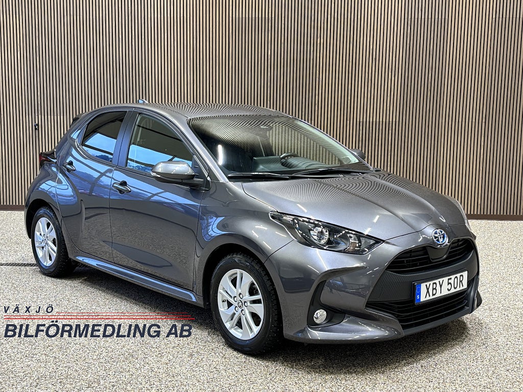 Toyota Yaris Hybrid CVT Active 