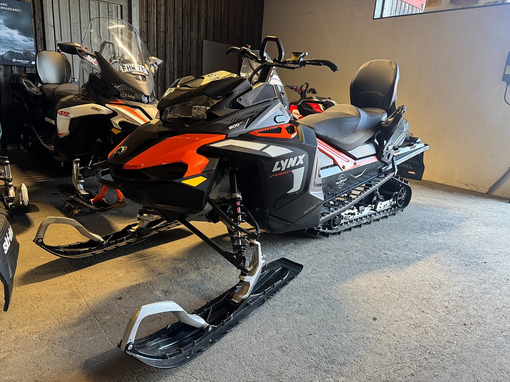 Lynx XTERRAIN STD 600EFI 3700 