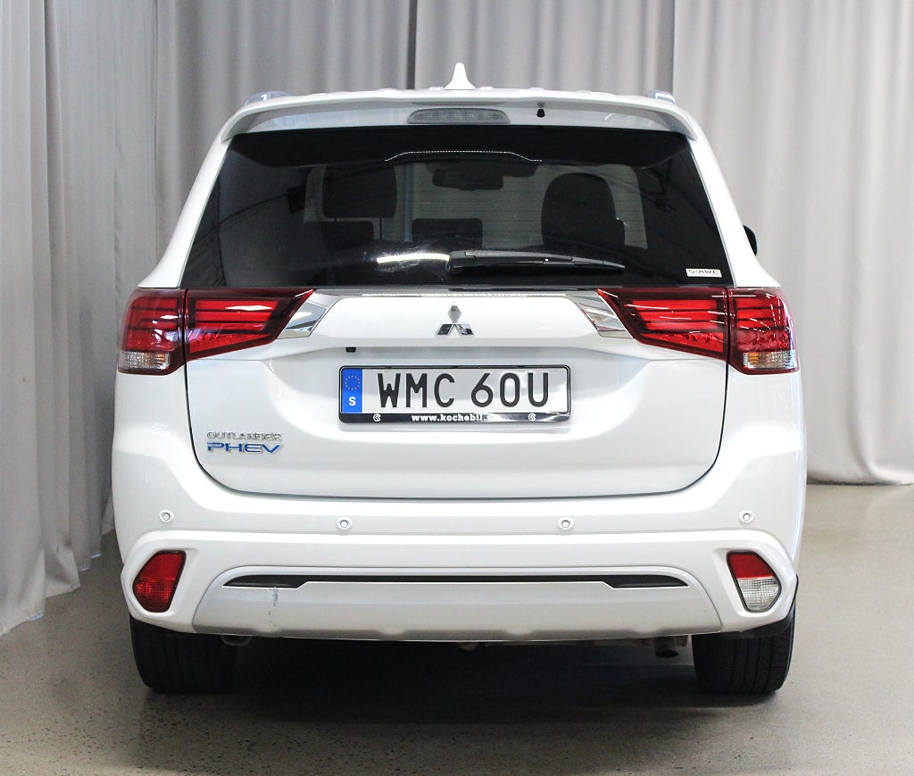 Mitsubishi Outlander PHEV 224hk Business X, 360 kamera, 7253 mil