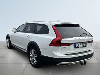 Volvo V90 Cross Country D4 AWD Inscription Pro Sov-däck/Drag/Mok-värm/Voc