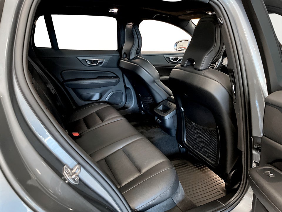 Bild på Volvo V60 Inscription Teknikpaket T5 250hk H/K 360° PANO ELSTOL