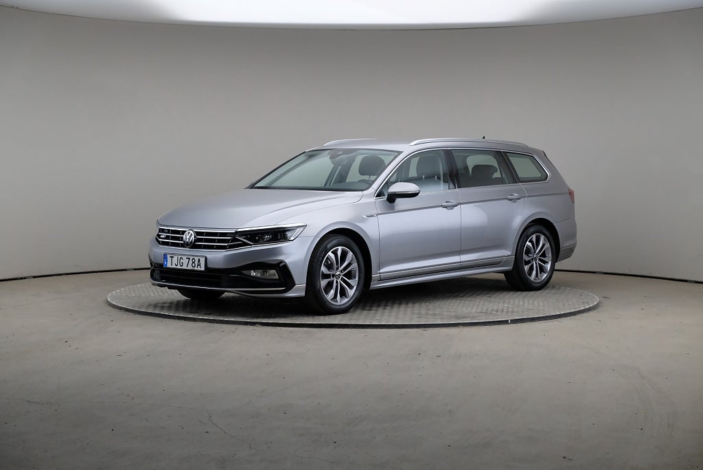 Volkswagen Passat 2.0 TDI 200hk 4Motion R-Line Drag Värmare Cockpit