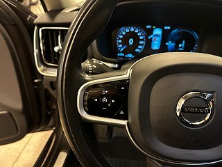 Volvo V60 Recharge T6 AWD Drag/360/HeadUp/Navi/Värmare/SoV