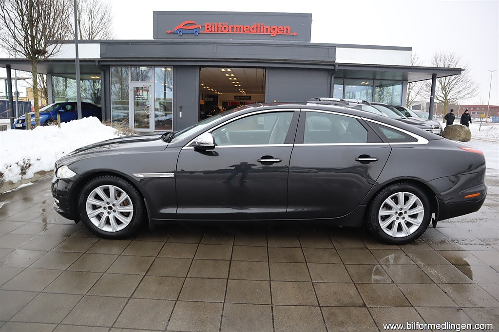 Jaguar XJ 3.0 V6 Di RWD 275hk Aut Skinn Navi