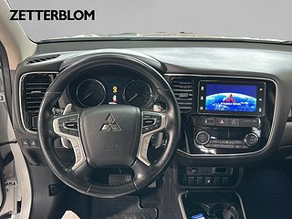 SUV Mitsubishi Outlander 10 av 14