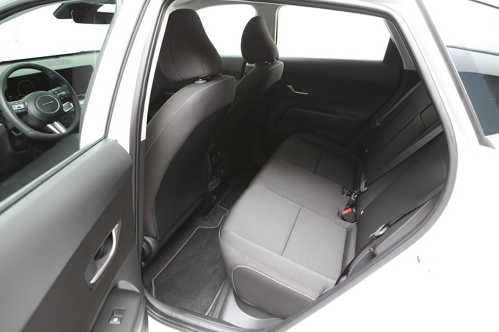 Hyundai Kona EV 65.4kWh Essential Long Range I 0% Ränta Rabatt 55000
