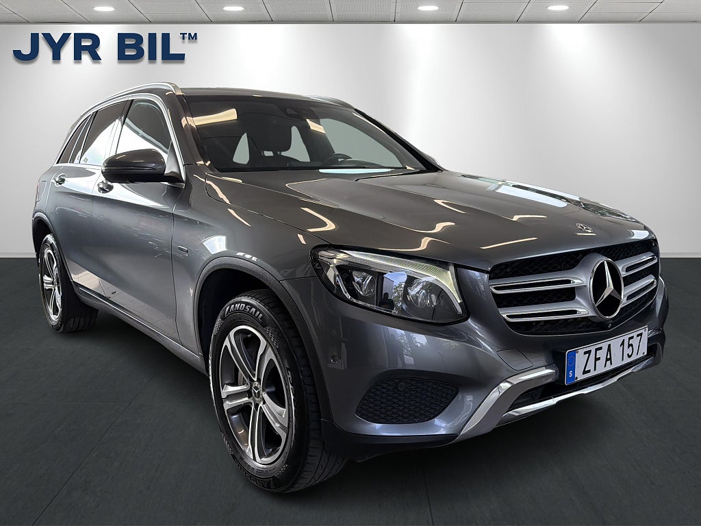 Mercedes-Benz GLC 350 e 4MATIC 7G-Tronic Burmester / 360 / Värmare / Drag
