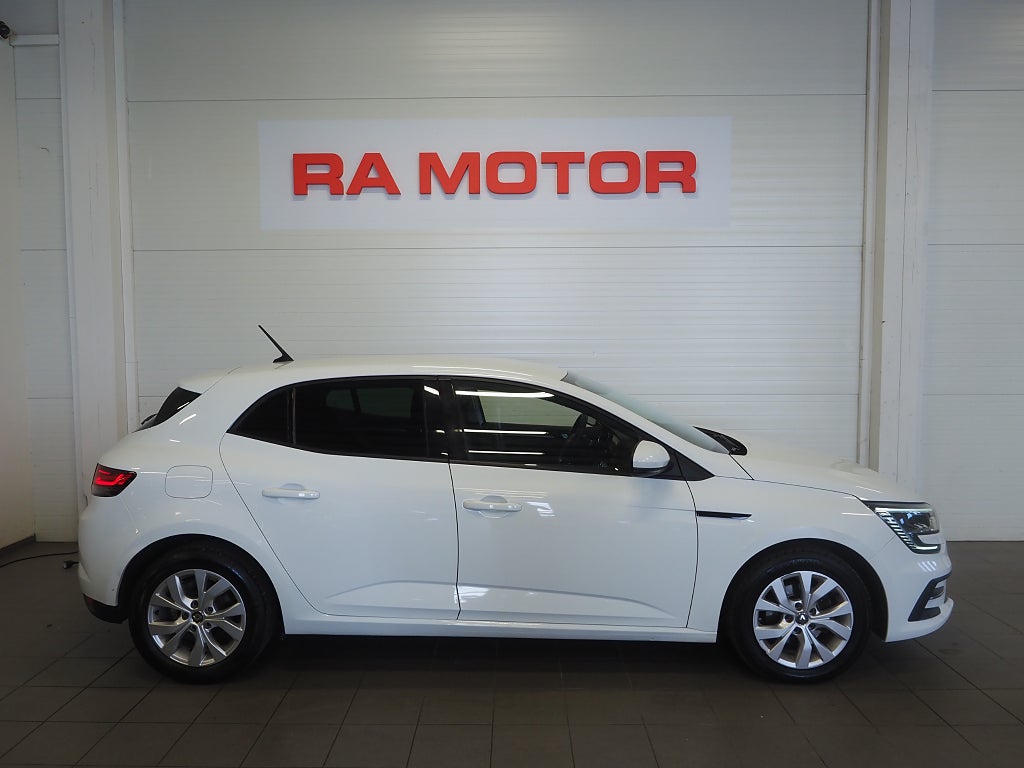 Renault Mégane 1.5 Blue dCi EDC Automat | P-Sen | Ledramp | 2022