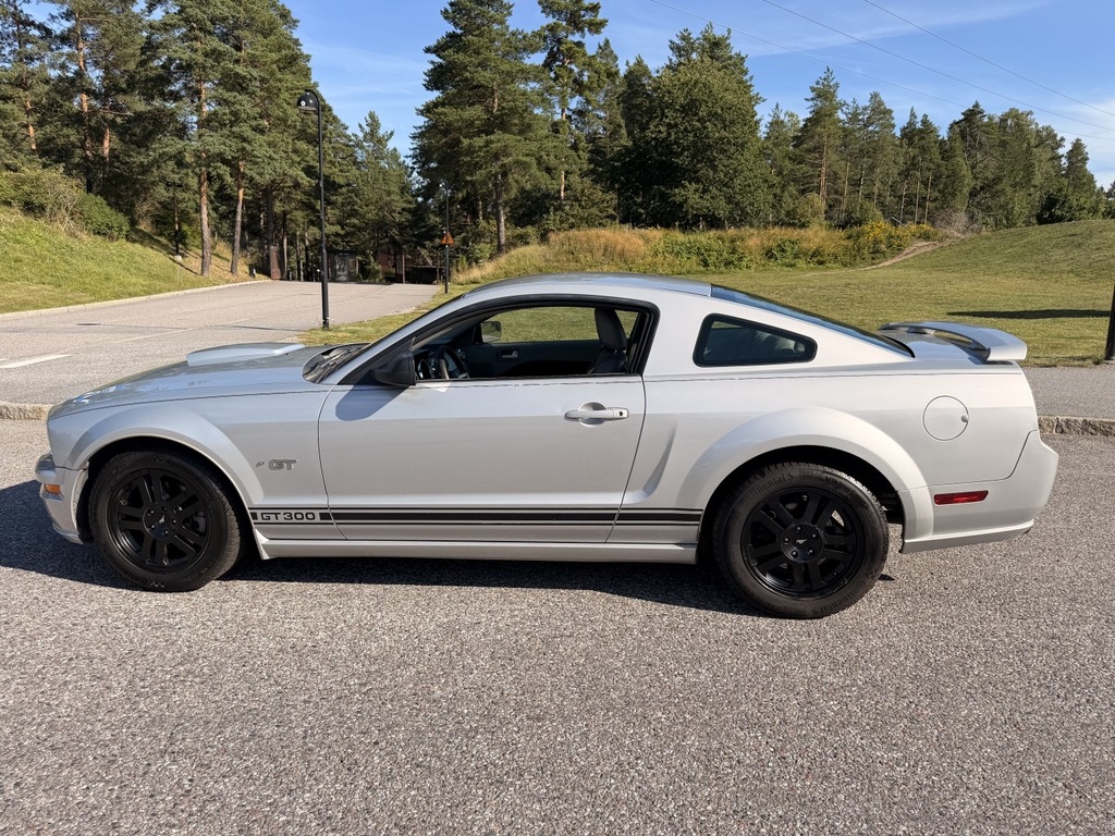 Ford Mustang GT 2007, photo 2/40