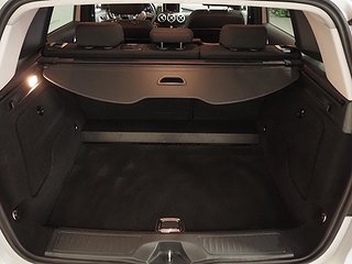 Halvkombi Mercedes-Benz B 25 av 26