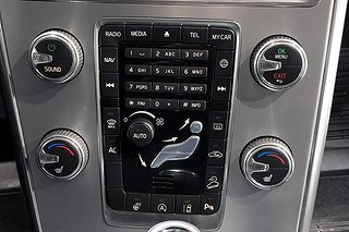 SUV Volvo XC60 16 av 20