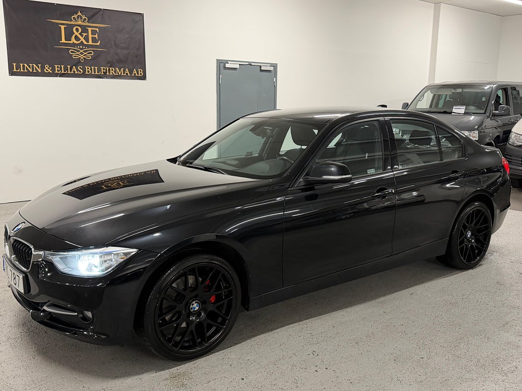 BMW 320D xDrive Steptronic Sportline 1ÅRSGARANTI/BT/APP VÄRMARE
