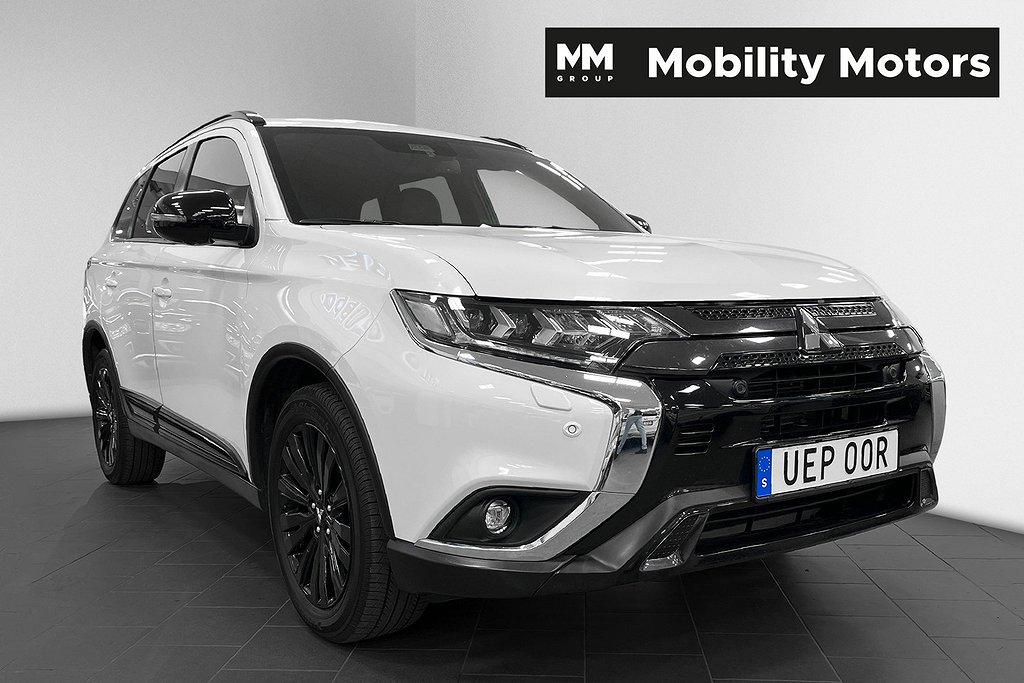 Mitsubishi Outlander 2.0 4WD CVT Onyx 360 Kamera PDC 7sits 