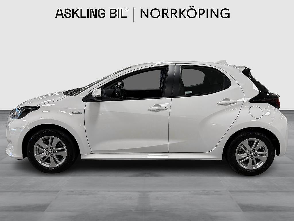 Toyota Yaris 2021 - miniatyr 3