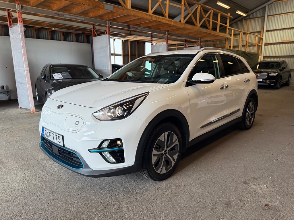 Kia Niro e- 64 kWh Advance Navi Backkamera Fullservad 