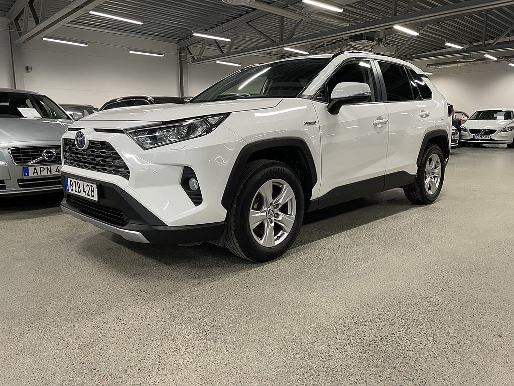 Toyota RAV4 Hybrid AWD-i E-CVT Active Euro 6