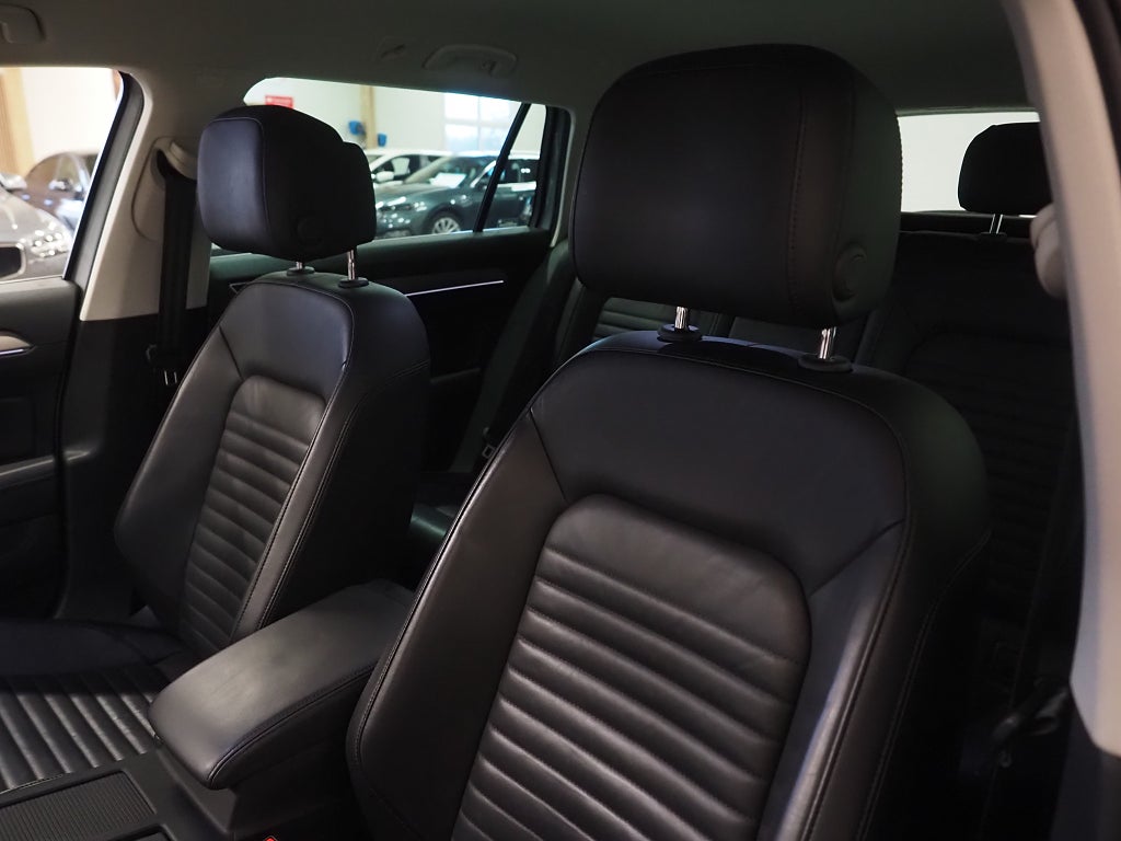 Volkswagen Passat SC TDI 190hk GT 4M R-Line |Drag|D-värm|Cockpit| 2019