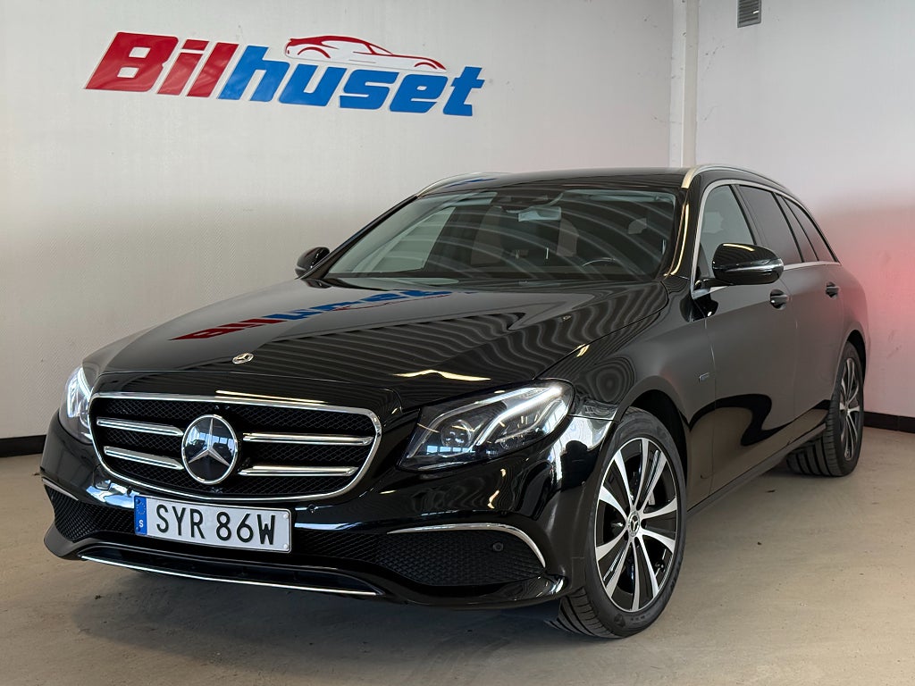 Mercedes-Benz E 300 de T PLUG-IN 9G-Tronic Avantgarde  Burmester 