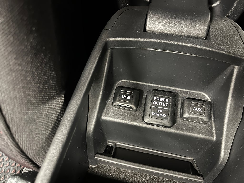 Honda Civic 5-d 1.8 i-VTEC 140hk Automat Sport / S+V / LED-ramp thumbnail