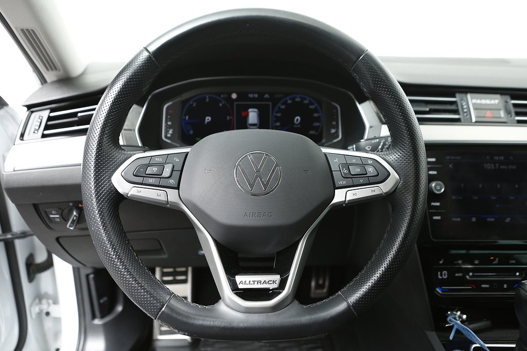 Volkswagen Passat Alltrack 2,0 TDI 200hk 4M Executive Drag 2022