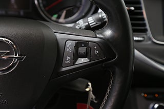 Halvkombi Opel Astra 23 av 24