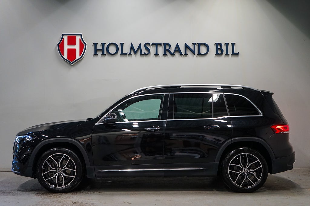 Mercedes-Benz EQB 300 4MATIC AMG 7-sits Pano Burmeister HUD