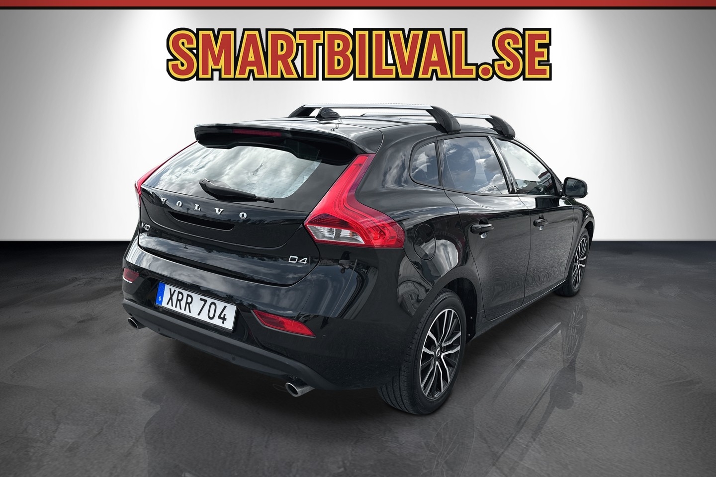 Volvo V40 2017, photo 6/76