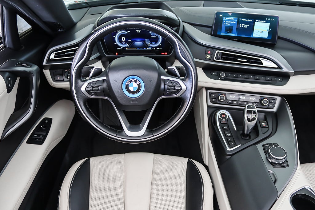 BMW i8 Roadster Laser Light HuD 360° Navi