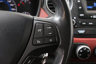 Halvkombi Hyundai i10 15 av 21