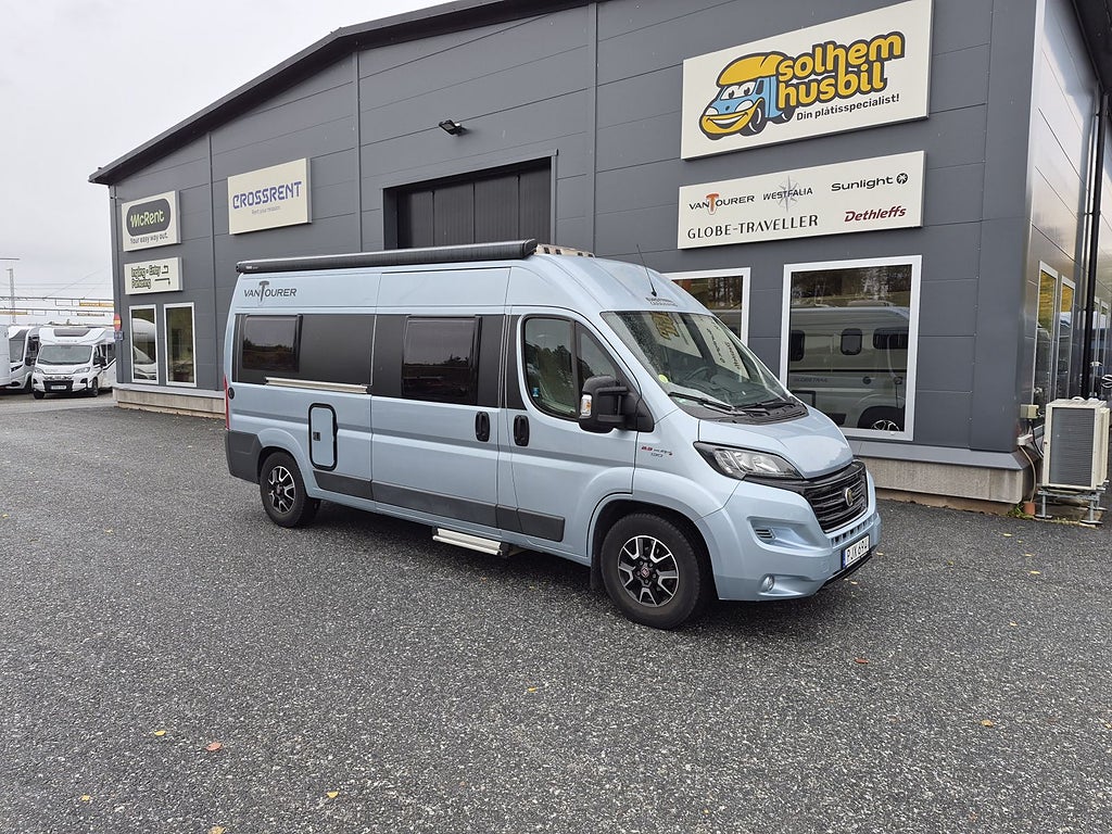 VANTourer 600L långbäddar, dubbla solceller, dieselvärme, dragkrok